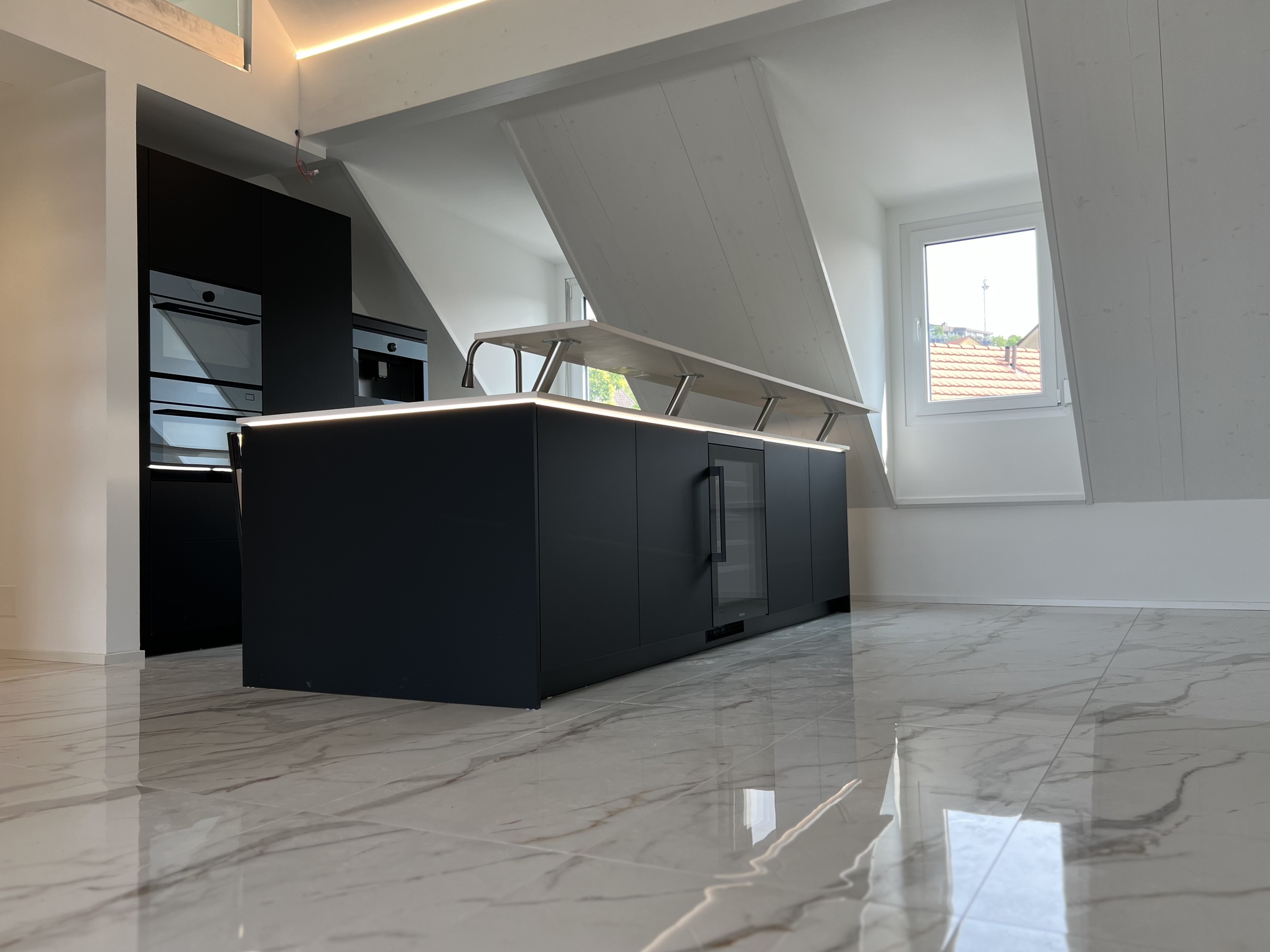 Extravagante Dachwohnung mit Galerie